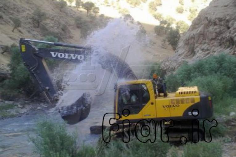 بیل مکانیکی ولوو 240